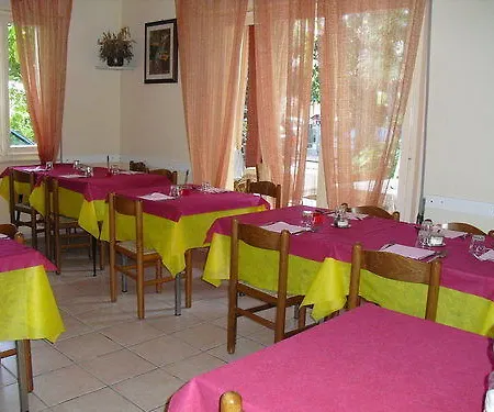 Berlati Otel Pinarella
