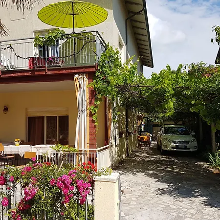 Hotel Berlati Pinarella